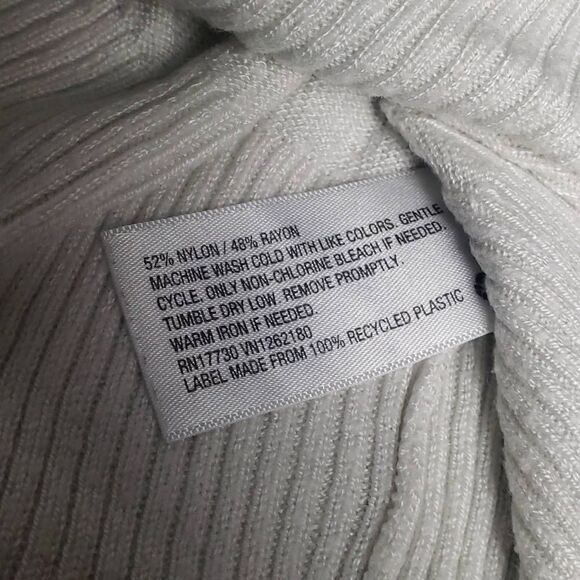 Liz Lange Maternity White Longsleeve Sweater - Picture 11 of 15